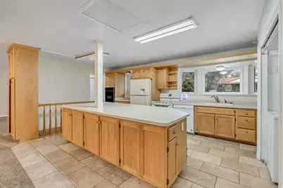 2862 E Pamela Dr, Cottonwood Heights, UT 84121 - Photo 14