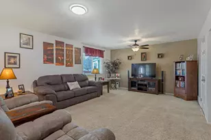 8271 S 2440 W, West Jordan, UT 84088 - Photo 10