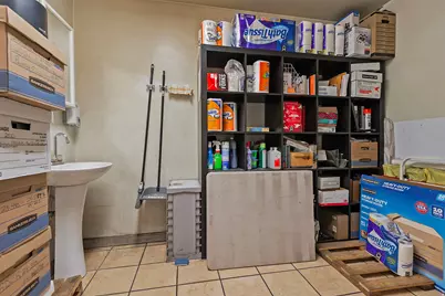 1926 S Pioneer Rd, Salt Lake City, UT 84104 - Photo 14