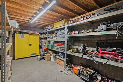 1926 S Pioneer Rd, Salt Lake City, UT 84104 - Photo 40