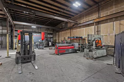 1926 S Pioneer Rd, Salt Lake City, UT 84104 - Photo 20