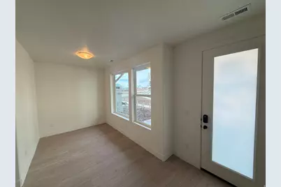 1486 W Kiera Ct #147, Farmington, UT 84025 - Photo 2