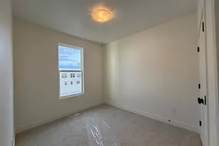 1486 W Kiera Ct, Farmington, UT 84025 - Photo 12