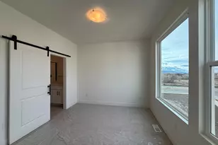 1486 W Kiera Ct, Farmington, UT 84025 - Photo 10