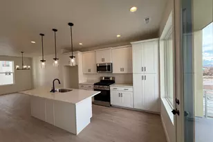 1486 W Kiera Ct, Farmington, UT 84025 - Photo 2