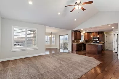 4097 E Clubhouse Ln, Eagle Mountain, UT 84005 - Photo 10