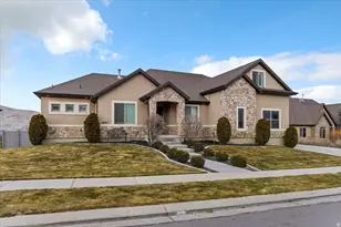 4097 E Clubhouse Ln, Eagle Mountain, UT 84005 - Photo 2