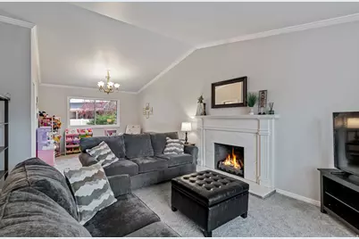 6191 S Rainsborough Rd, Murray, UT 84121 - Photo 4