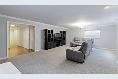 6191 S Rainsborough Rd, Murray, UT 84121 - Photo 32