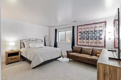 6191 S Rainsborough Rd, Murray, UT 84121 - Photo 22