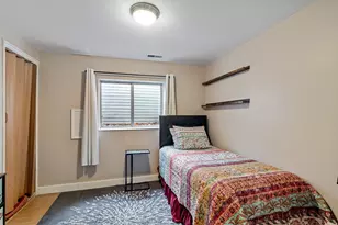 6191 S Rainsborough Rd, Murray, UT 84121 - Photo 28