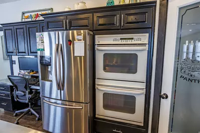 9995 S Caddie Cir W, South Jordan, UT 84009 - Photo 12