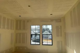 136 W Summerhill Ln, Centerville, UT 84014 - Photo 14