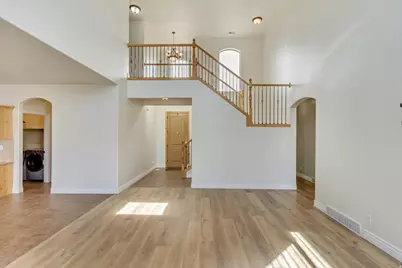 2479 E Prairie View Dr, Eagle Mountain, UT 84005 - Photo 10