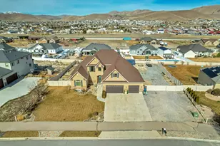 2479 E Prairie View Dr, Eagle Mountain, UT 84005 - Photo 68