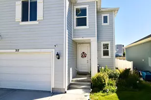 212 N 590 E, Vineyard, UT 84059 - Photo 2