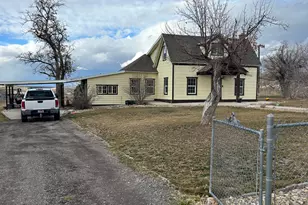 114 W 500 N, Mount Pleasant, UT 84647 - Photo 2