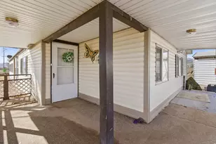 268 S 250 E, Aurora, UT 84620 - Photo 24