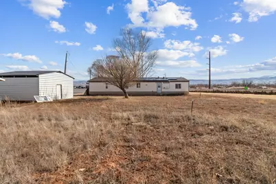 268 S 250 E, Aurora, UT 84620 - Photo 28