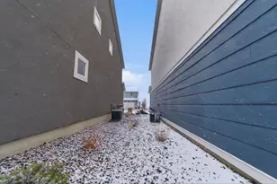 8438 W Cordero Dr, Magna, UT 84044 - Photo 6