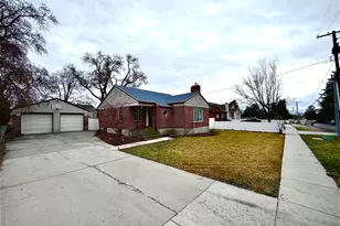 1944 E Spring Ln S, Holladay, UT 84117 - Photo 1
