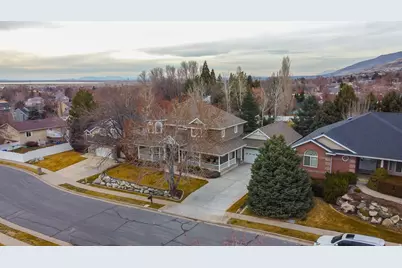 295 E 500 N, Centerville, UT 84014 - Photo 56