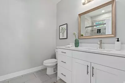 404 W 2700 S, Bountiful, UT 84010 - Photo 16