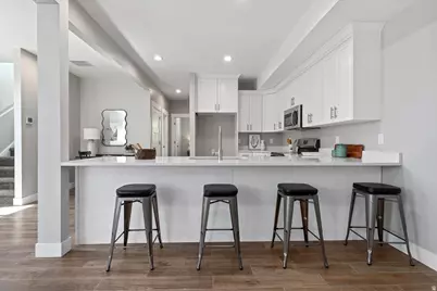 404 W 2700 S, Bountiful, UT 84010 - Photo 8