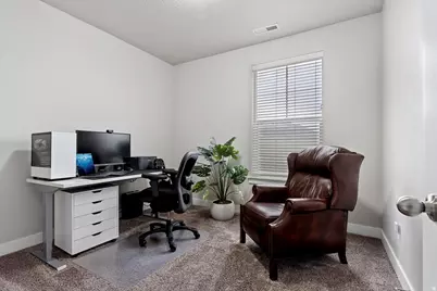 660 N Emery Ln W, Vineyard, UT 84059 - Photo 14