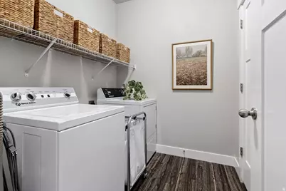 660 N Emery Ln W, Vineyard, UT 84059 - Photo 16