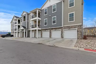 660 N Emery Ln W, Vineyard, UT 84059 - Photo 2