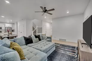 4552 E Silver Ridge Rd, Eagle Mountain, UT 84005 - Photo 8