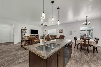 5895 S Desert Dr, Saint George, UT 84790 - Photo 4