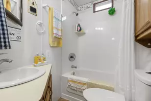 180 N 1100 E, Washington, UT 84780 - Photo 8