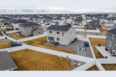 257 W Palomino Way, Stansbury Park, UT 84074 - Photo 32