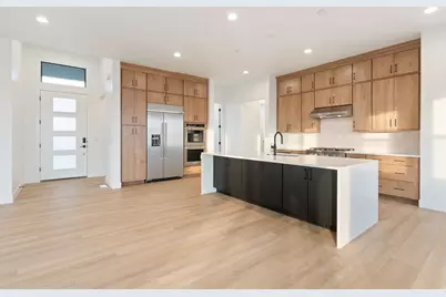 5973 W Hal Row Rd #112, West Jordan, UT 84081 - Photo 2