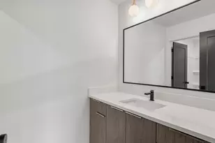 611 E Eleanor Cv S, Salt Lake City, UT 84107 - Photo 12