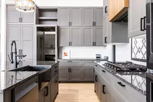 11318 S Canyon Falls Ln E, Sandy, UT 84092 - Photo 14