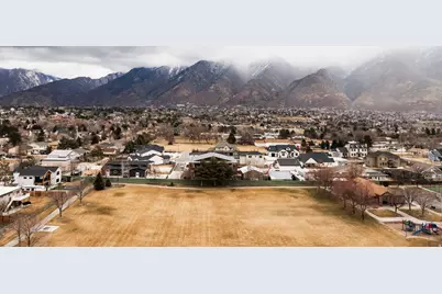 11318 S Canyon Falls Ln E, Sandy, UT 84092 - Photo 76