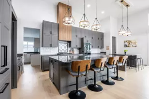 11318 S Canyon Falls Ln E, Sandy, UT 84092 - Photo 12