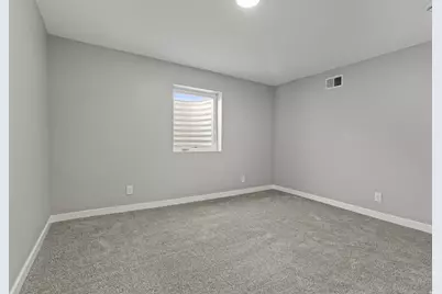 109 Beacon Ave, Layton, UT 84041 - Photo 24