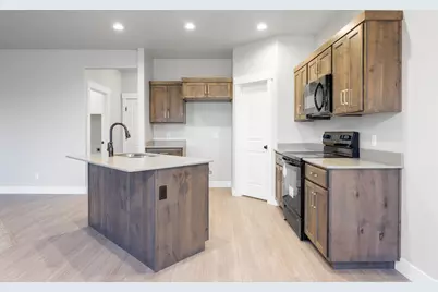 1590 S Deerbook Dr #270, Santaquin, UT 84655 - Photo 4