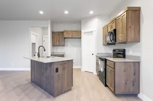 1590 S Deerbook Dr, Santaquin, UT 84655 - Photo 4