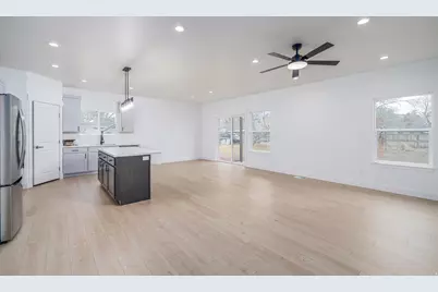 325 W 400 N, Fillmore, UT 84631 - Photo 16