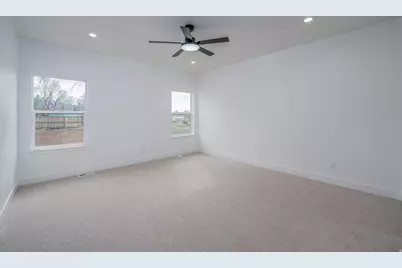335 W 400 N, Fillmore, UT 84631 - Photo 12