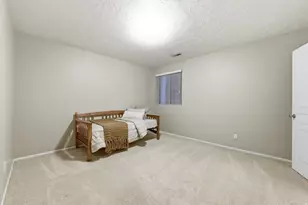 1592 E Park Pl N, Holladay, UT 84121 - Photo 26