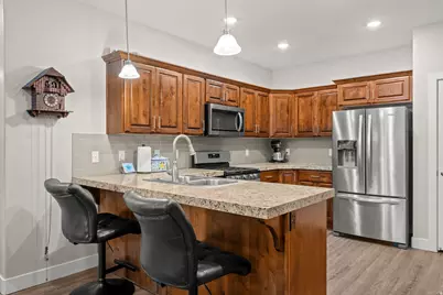 1768 W 300 S #C, Mapleton, UT 84664 - Photo 12