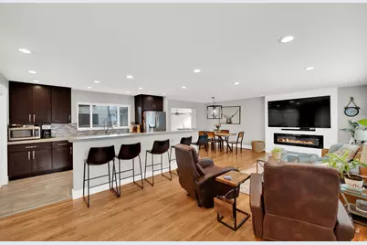 487 E 9270 S, Sandy, UT 84070 - Photo 2