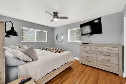 487 E 9270 S, Sandy, UT 84070 - Photo 12