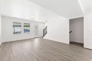 1695 E 1425 S, Ogden, UT 84404 - Photo 10